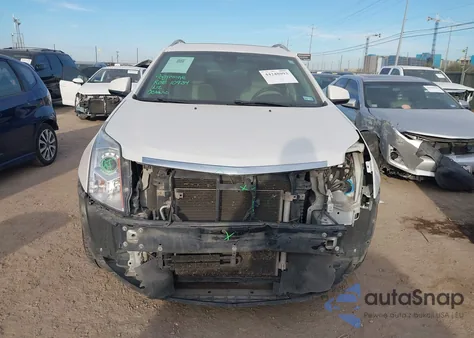 2015 Cadillac Srx Luxury Collection z USA, uszkodzony, nr VIN 3GYFNBE37FS552441